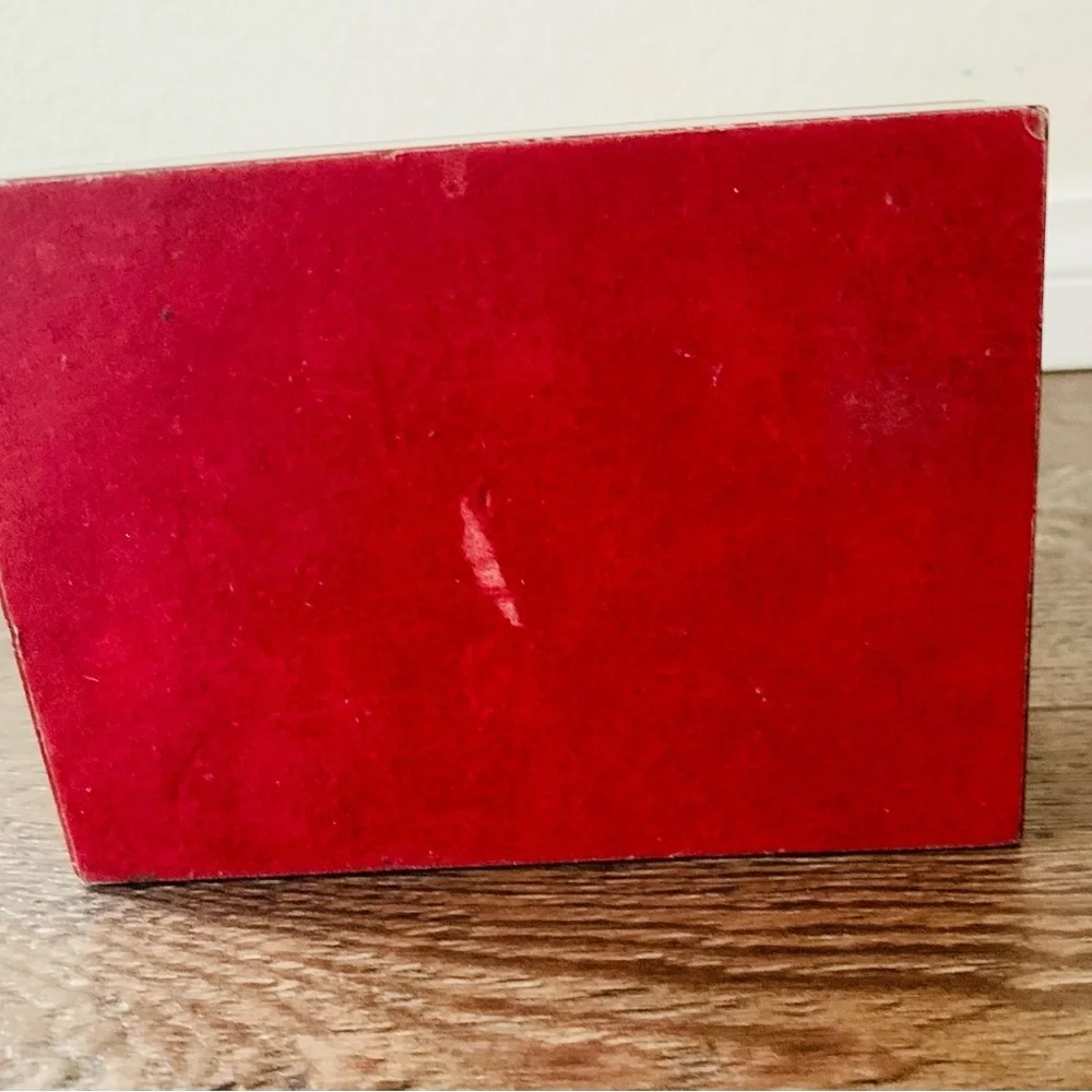 Jewelry box with a mirror